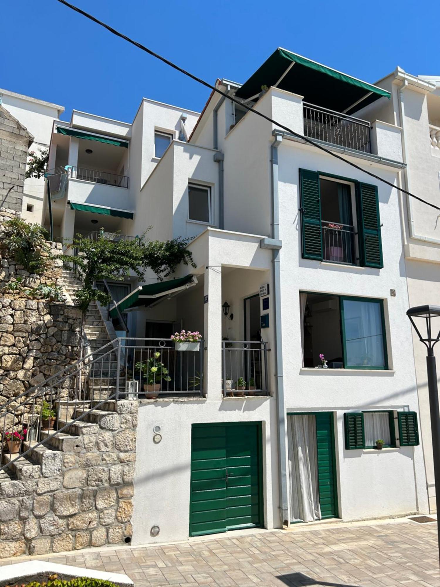 House Buinac Apartman Brist
